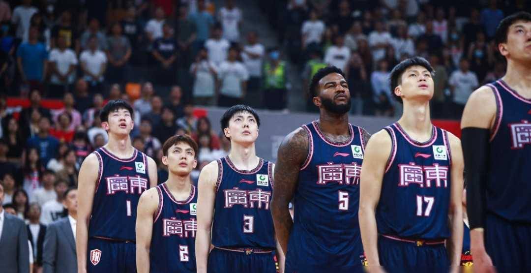 MK体育-广东男篮连胜五场，夺得领先优势