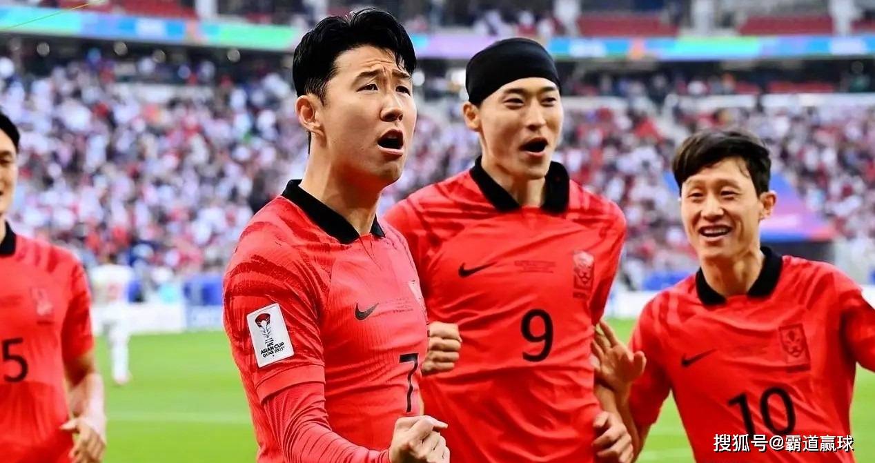 亚洲杯篮球赛：中国队紧追韩国队，战绩领先