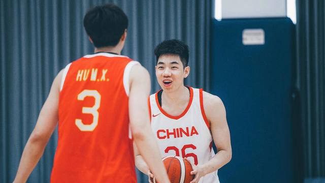 MK体育-亚洲篮球选手在美国联赛中崭露头角